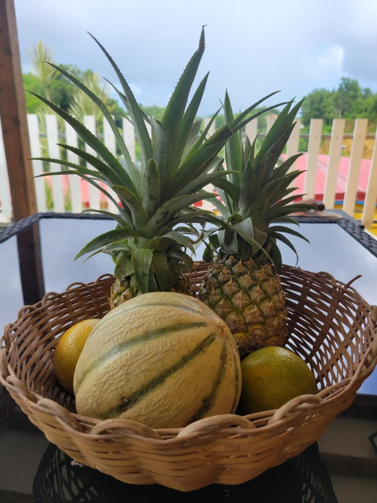 레자빔 Henri Mango 아파트 외부 사진